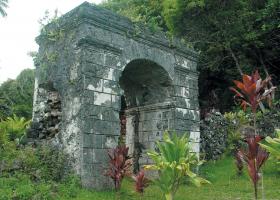 L'arche du convent de Rouru. © Tahiti Héritage